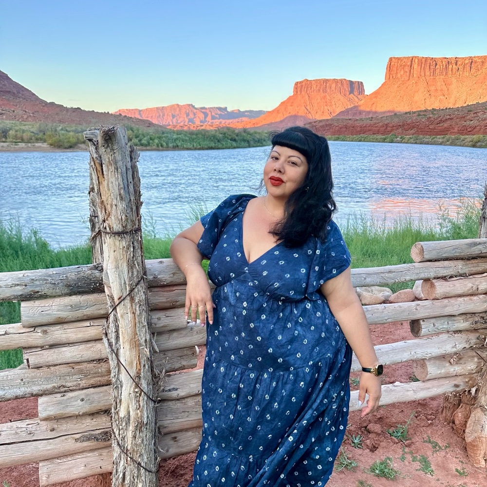 Meet your Posher, Monique